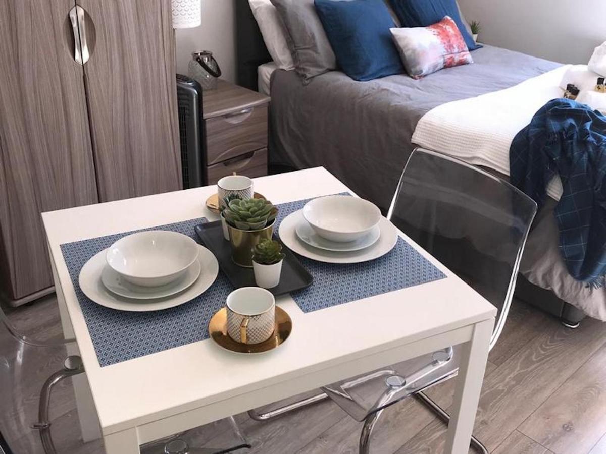 Serviced Appartment 1 Helena 독서 외부 사진